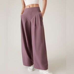 Athleta Brooklyn Heights Wide Leg Pant Mauve Athleisure Casual Women’s Size 12
